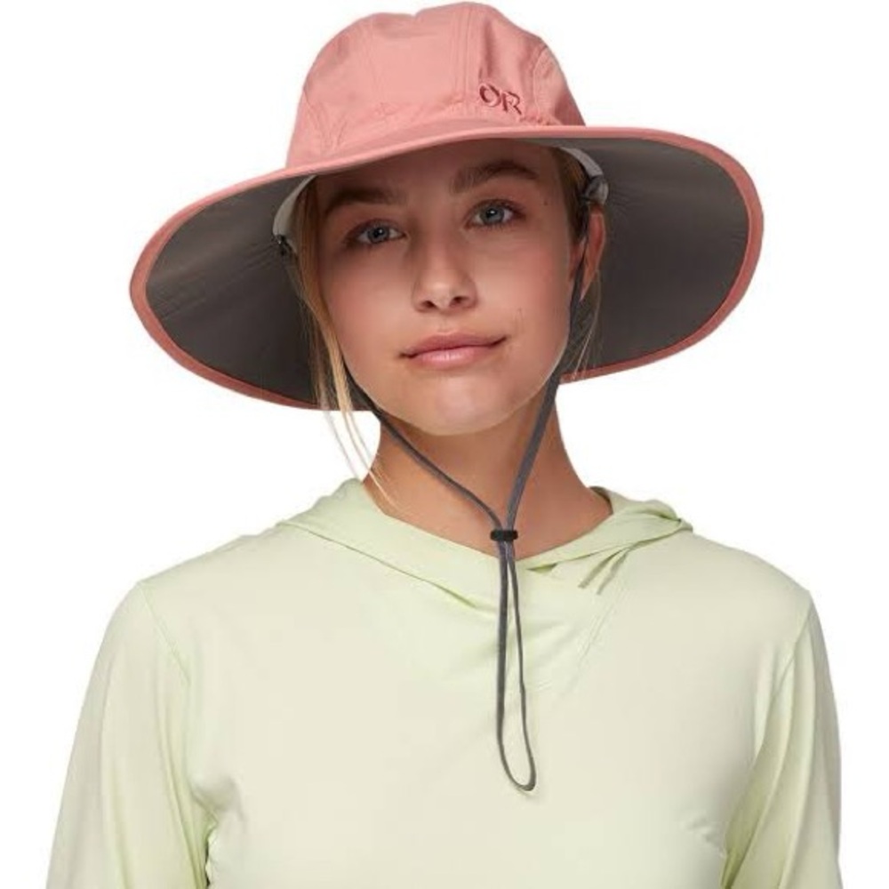 Outdoor Research Women's Wide Brim Sun Hat in Burgundy and Black - Picture 3 of 13